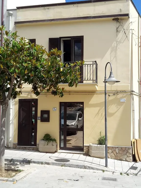 Appartamento Casa Eleonora Campofelice Di Roccella 0*,