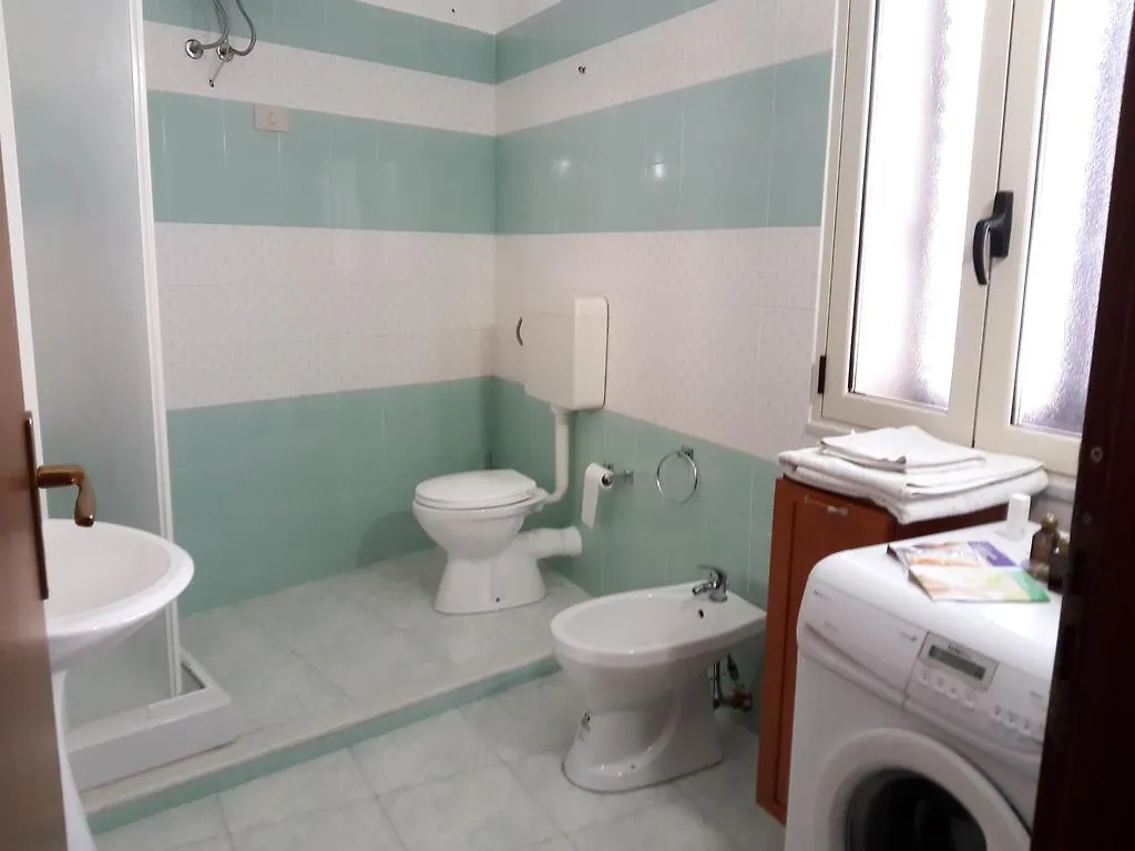 Appartamento Casa Eleonora Campofelice Di Roccella 0*,