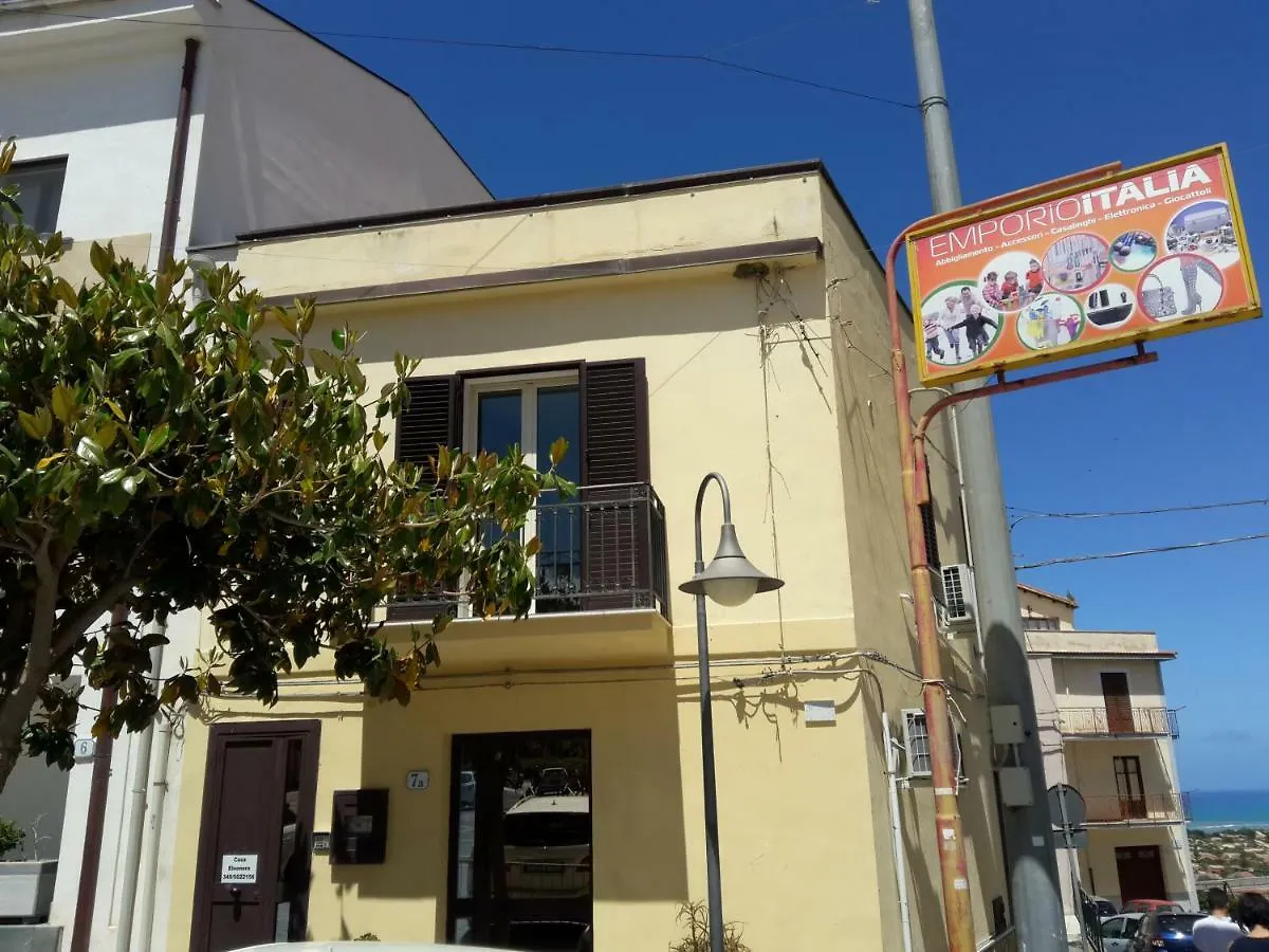 Appartamento Casa Eleonora Campofelice Di Roccella 0*,  Italia