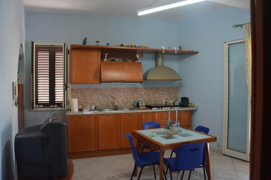 Casa Eleonora Apartamento Campofelice Di Roccella Itália